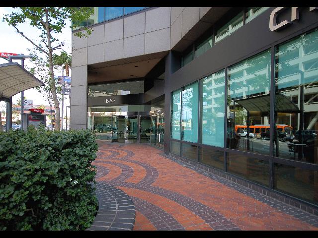 LFS SO1 entrance-2