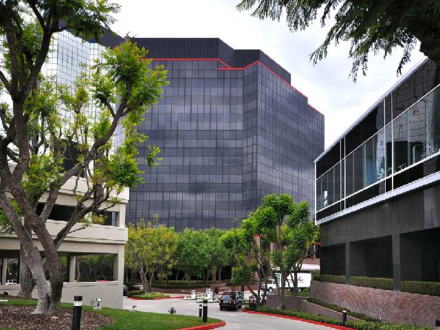 LFS WC2 front and parking-1