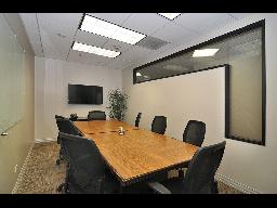 WC2 small conference room-5