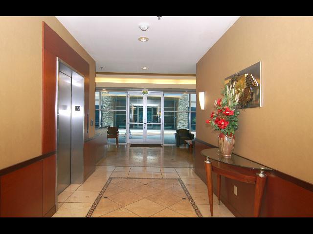 LFS HVN entry hallway-3