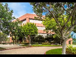 DM2 Exterior-0