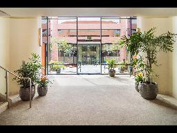 DM2 Lobby-3