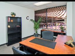 RB1-Office-small