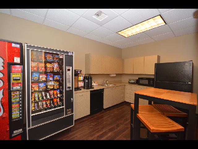 LFS SEA Kitchen-6