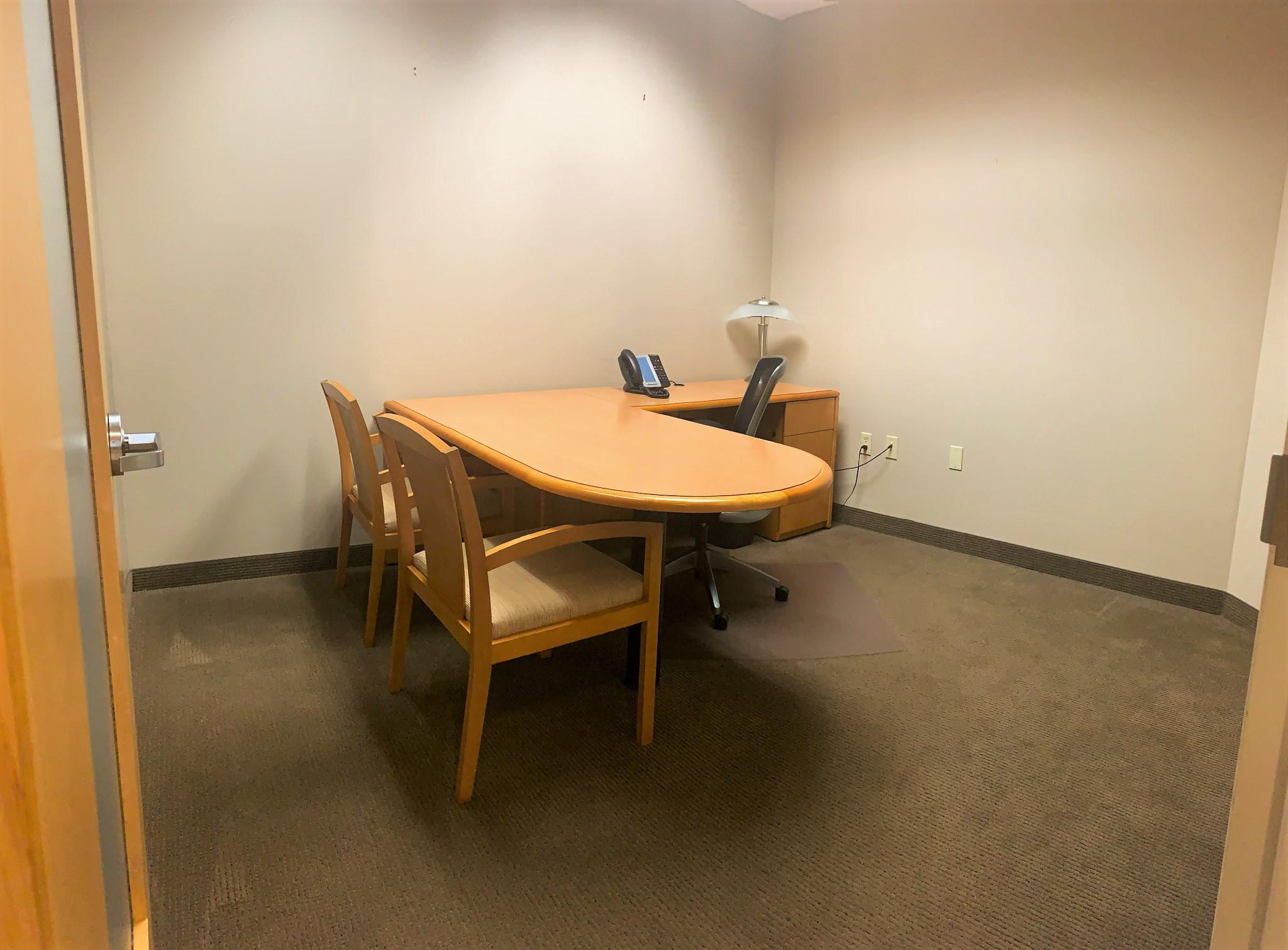 ATTORNEY'S OFFICE IN MANAGED LAW OFFICE SUITE