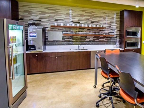 Full service kitchen and lunch room