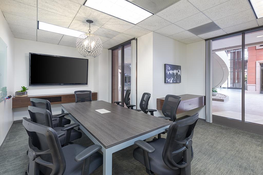 Conference Room - Medium