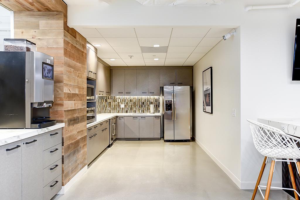 Kitchen area with coffee machine (always on)