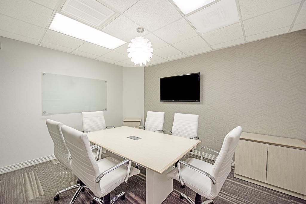 LFS Medium meeting room