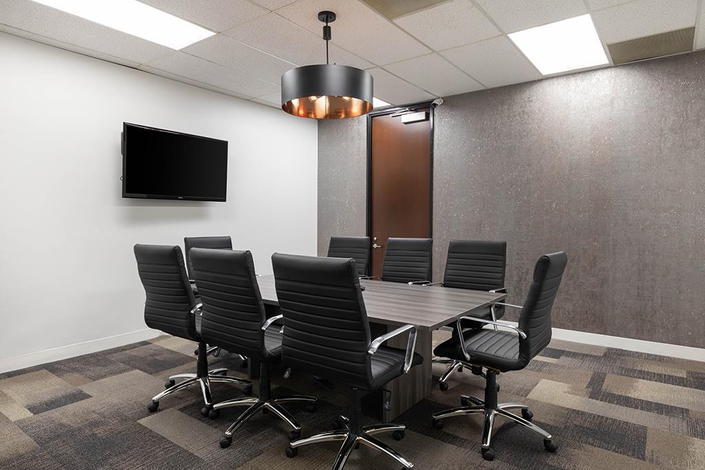 Medium conference room