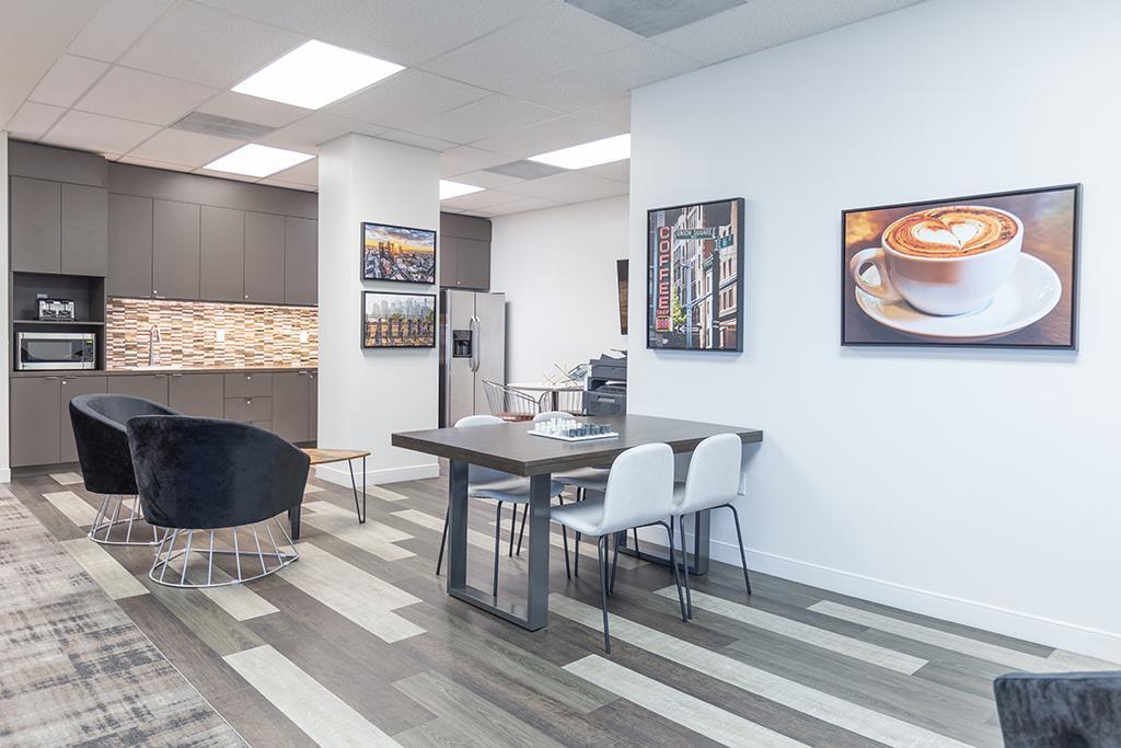 Kitchen & Lunch Room