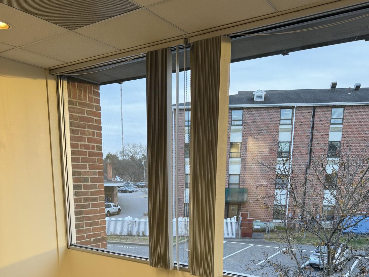 LFS Windowed Office Space/Convenient Wellesley, Rt. 9 Location