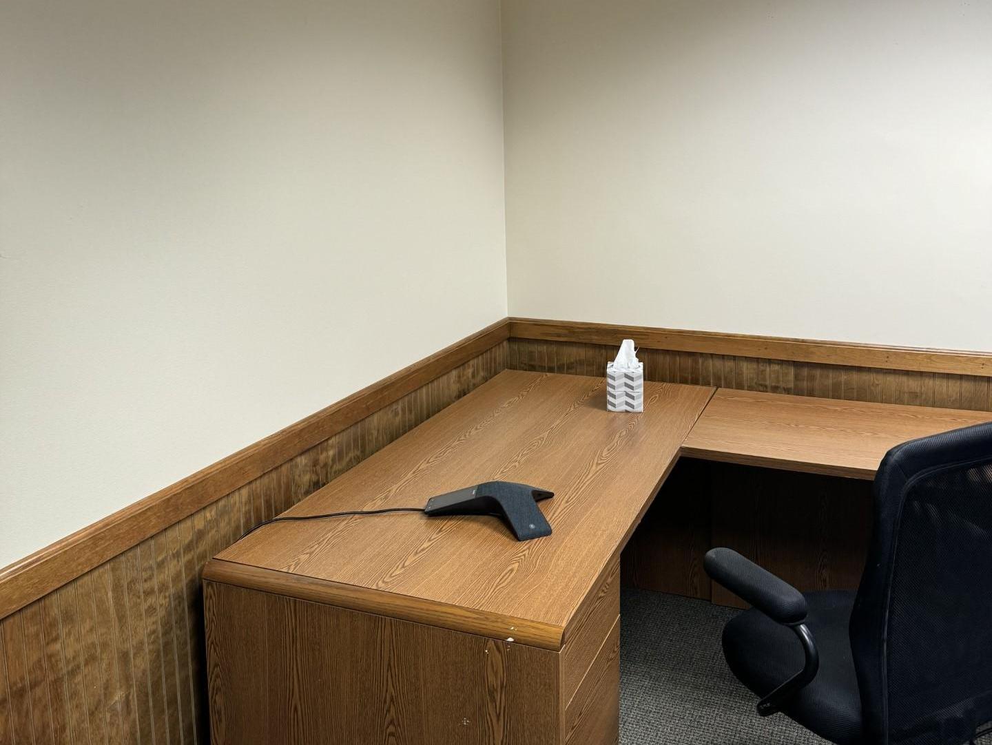 LFS Windowed Office Space/Convenient Wellesley, Rt. 9 Location