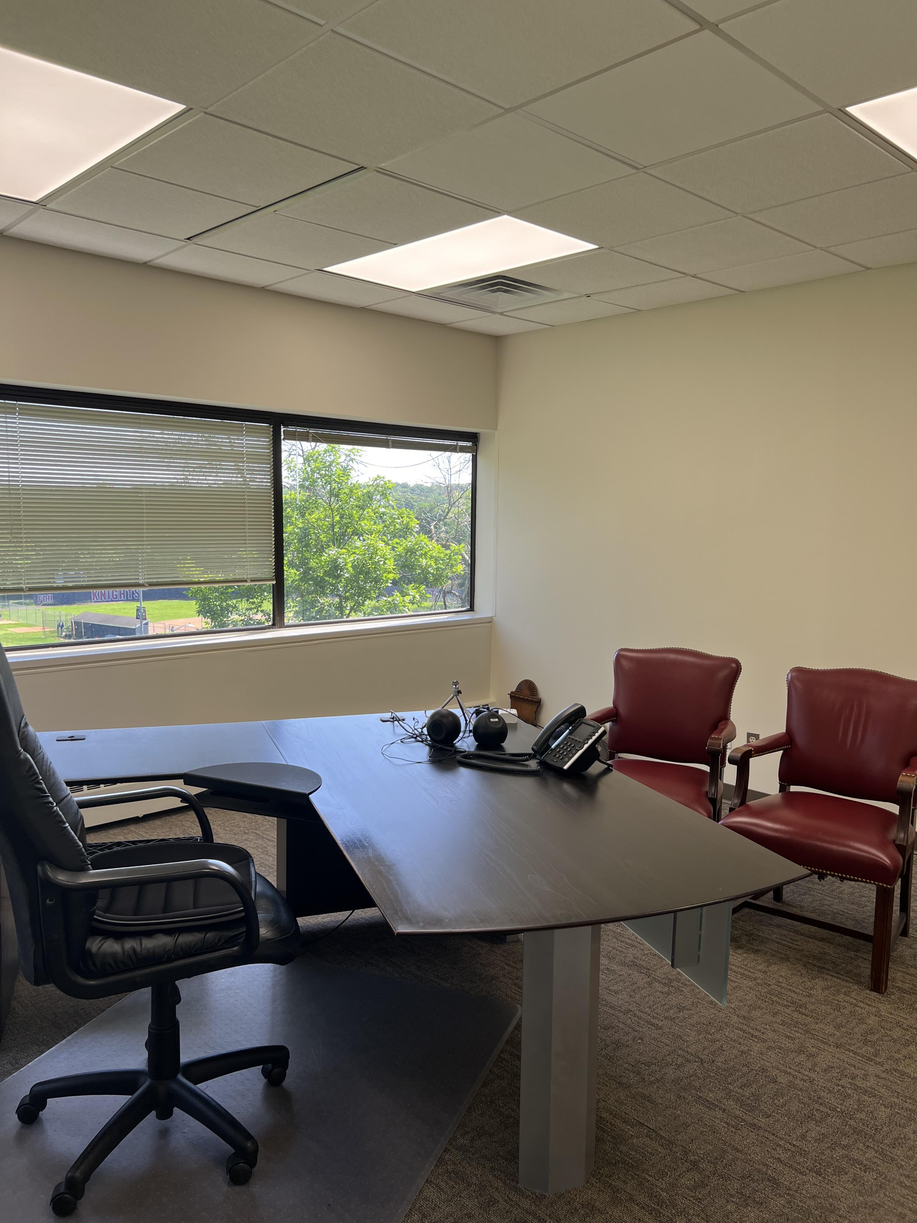 LFS Large office