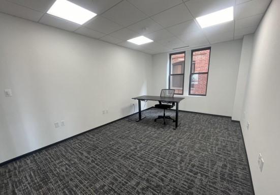 LFS Room 222 - 165 sq ft