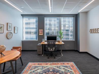 3-window office